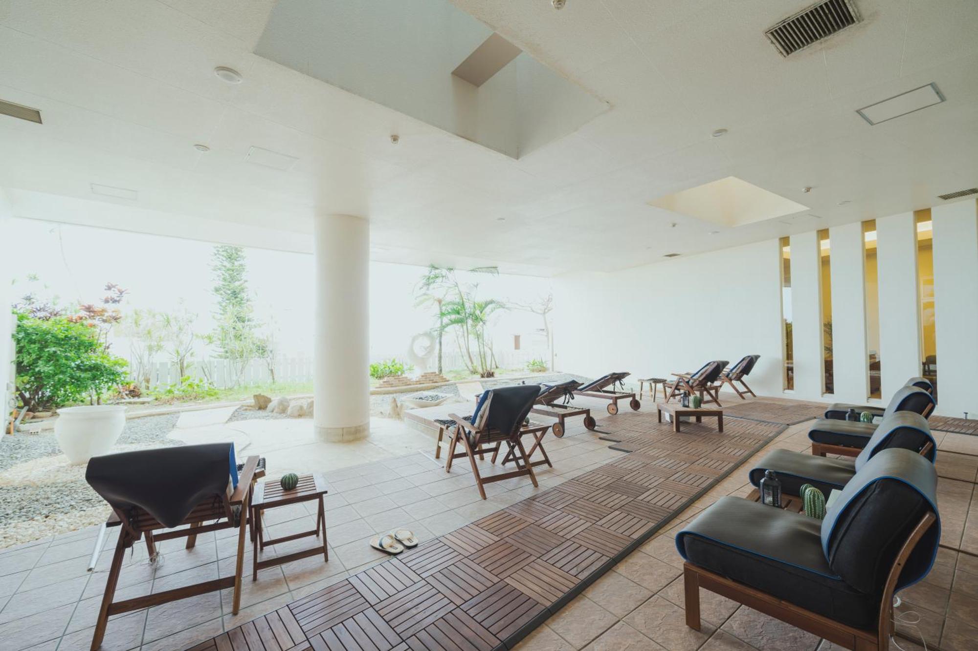 Em Wellness Kurashinohakko Lifestyle Resort Okinawa Exteriör bild