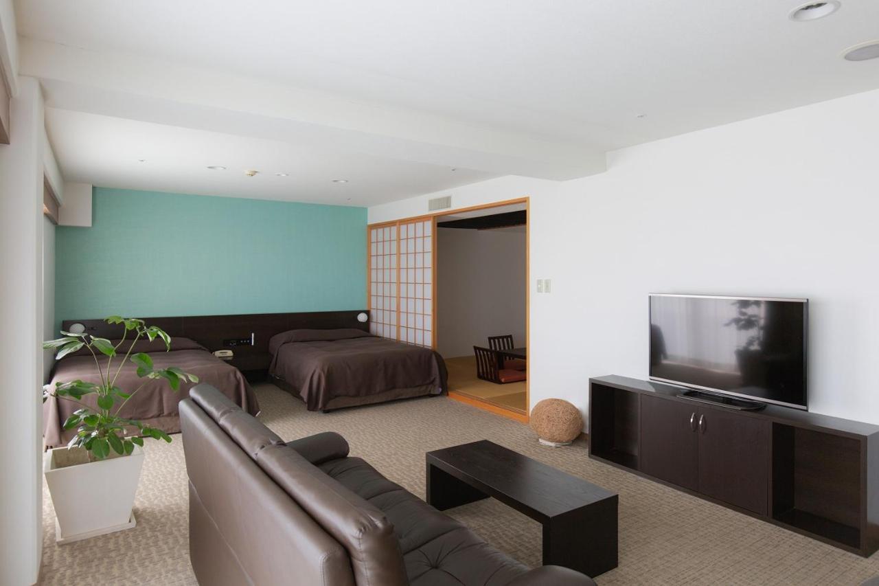 Em Wellness Kurashinohakko Lifestyle Resort Okinawa Exteriör bild